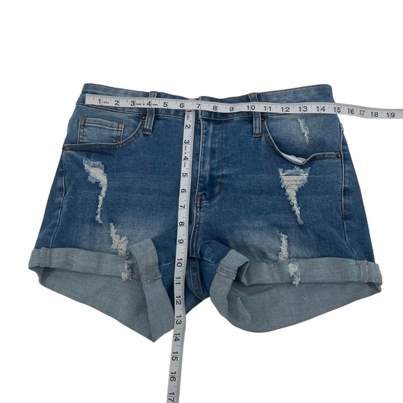 JEANS Cuffed Hem Distressed Jean Shorts Size Medium Women’s - Picture 4 of 4